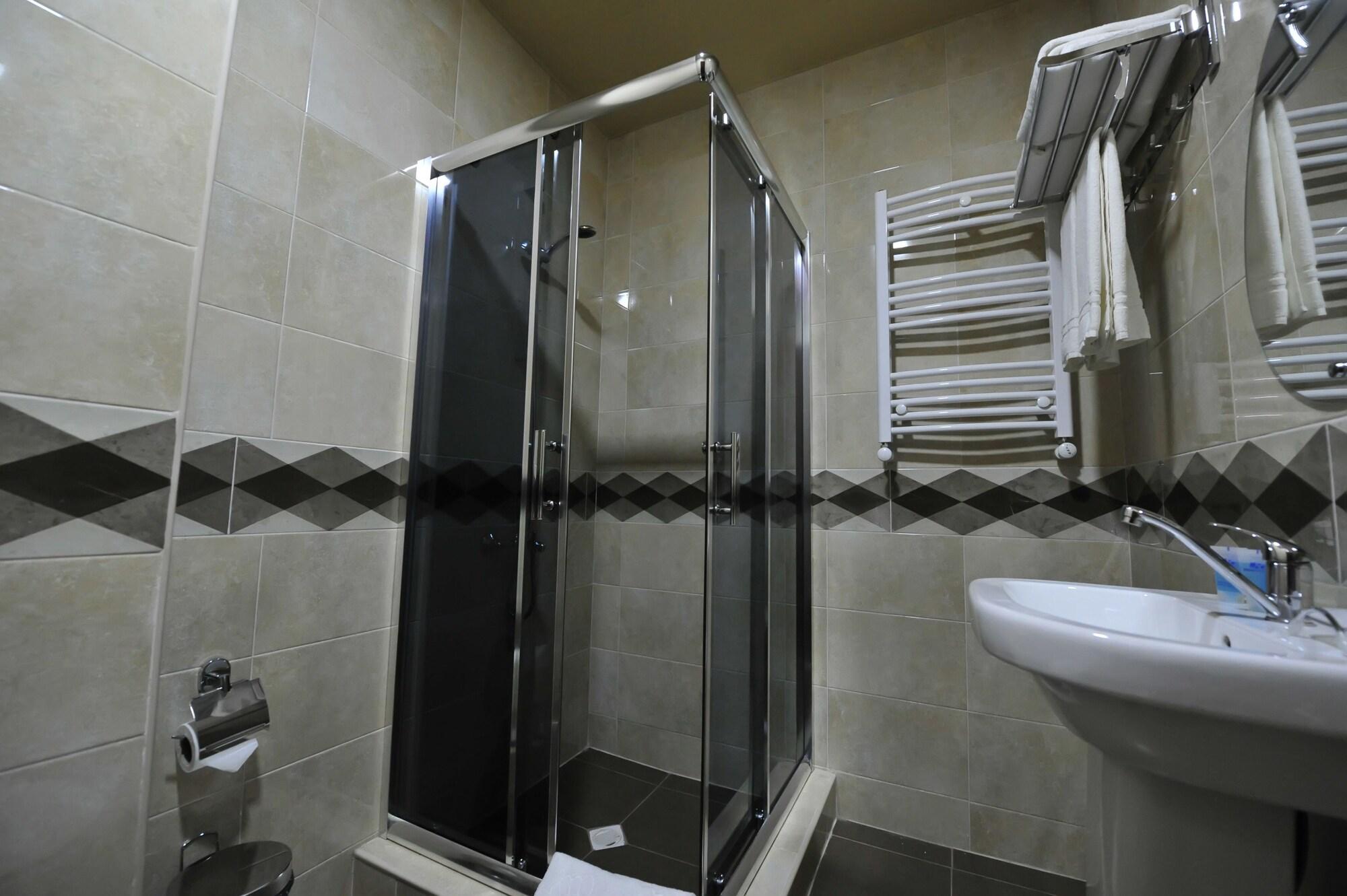 Rogalux Blue Hotel Tbilisi Ngoại thất bức ảnh