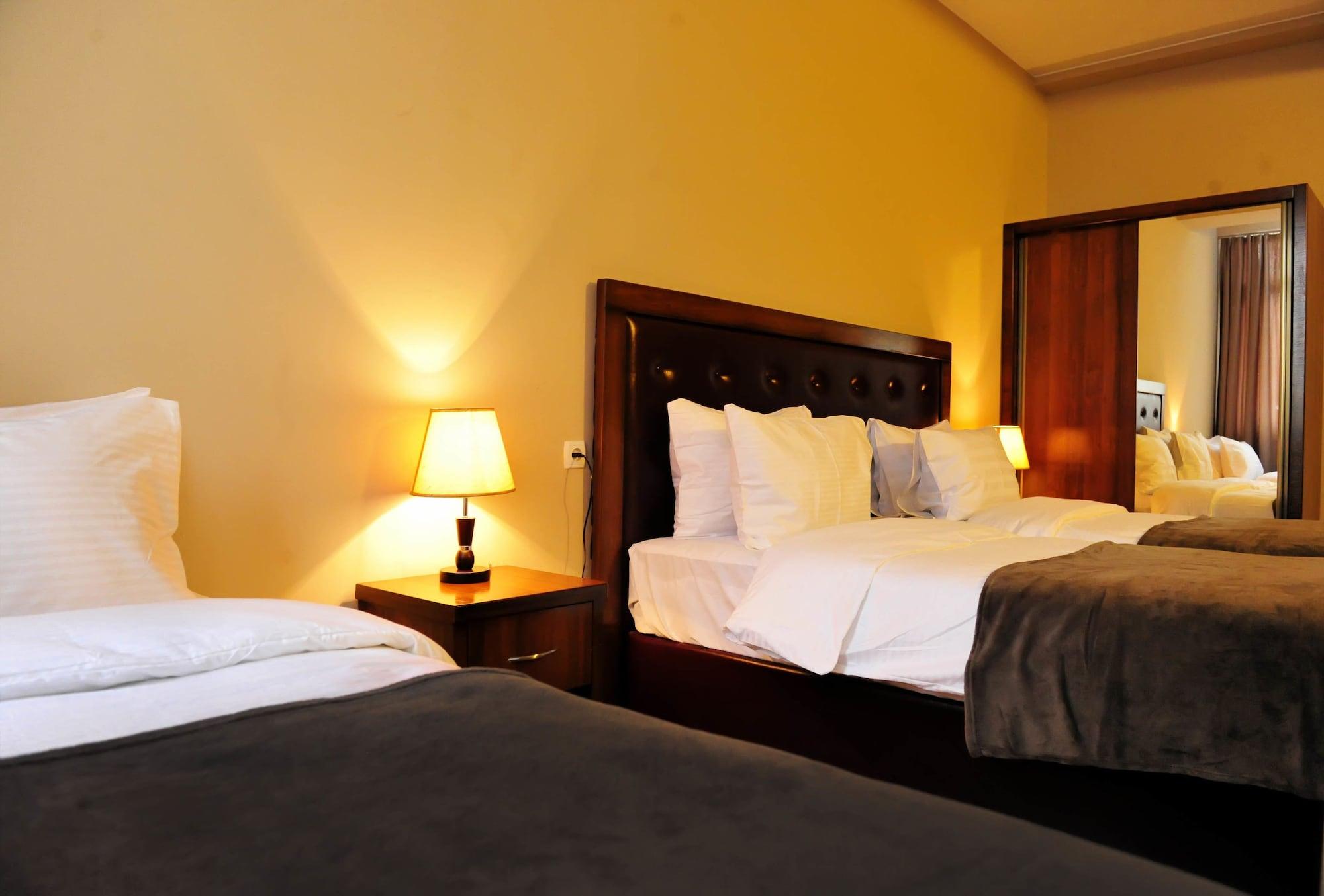 Rogalux Blue Hotel Tbilisi Ngoại thất bức ảnh