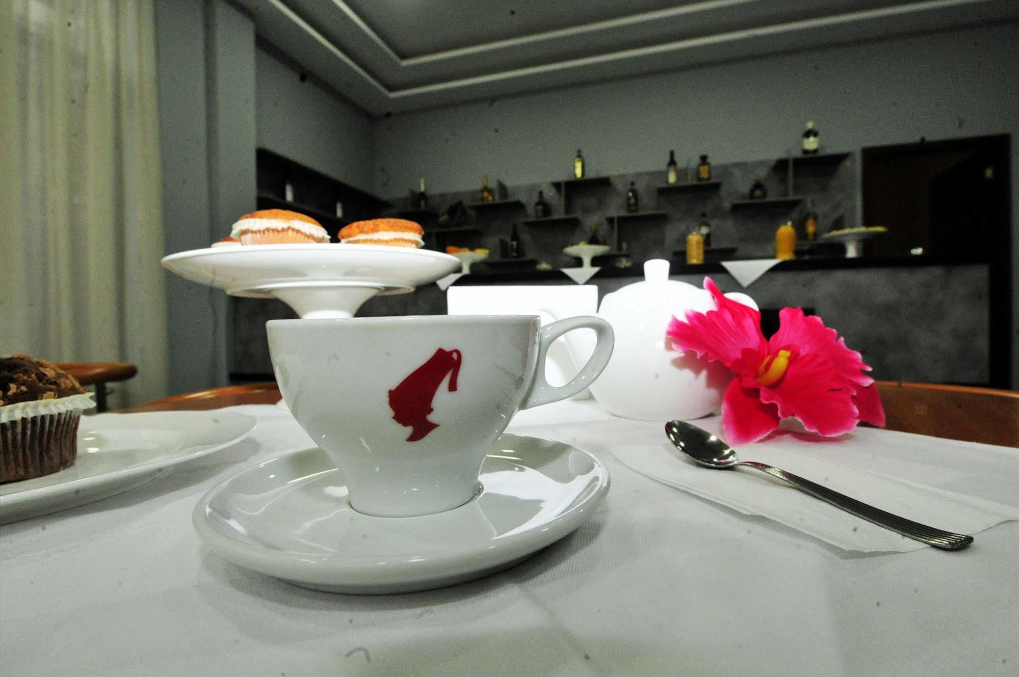Rogalux Blue Hotel Tbilisi Ngoại thất bức ảnh